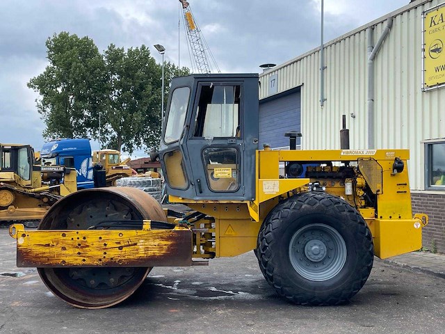 Vibromax - 1995 - 2000 compactor roller 12.5t 3.765h - grondwals - afbeelding 9 van  15