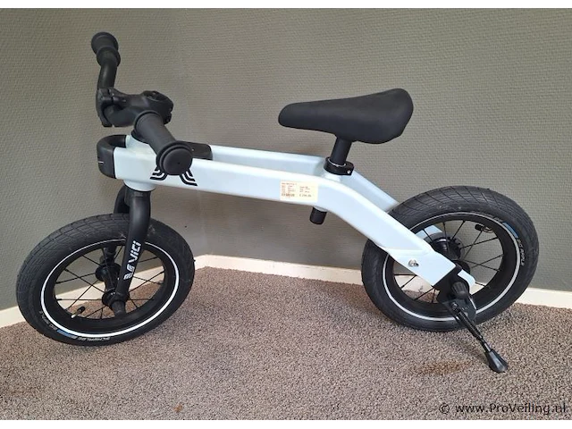 Vici 3 in 1 kinderfiets| kleur lichtblauw | maat uni - afbeelding 2 van  7