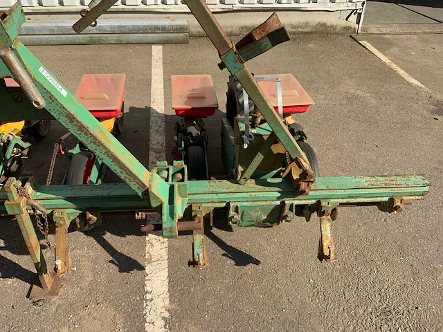 Vicon 6 rijen bietenzaaimachine - afbeelding 9 van  15