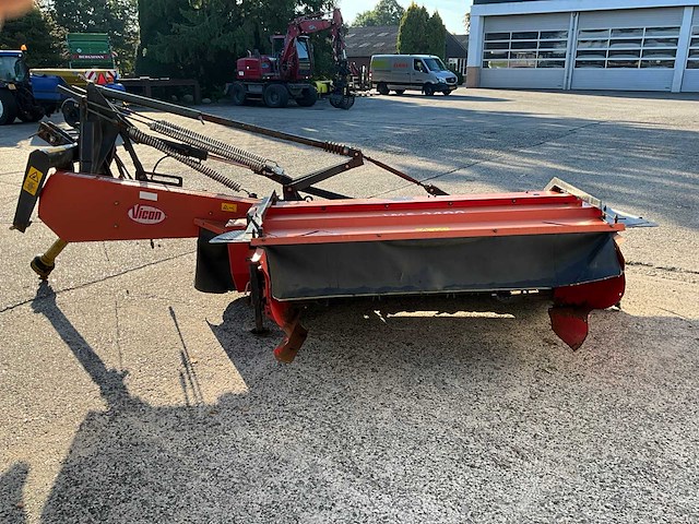 Vicon ams 2400 schijvenmaaier met kneuzer - afbeelding 13 van  16