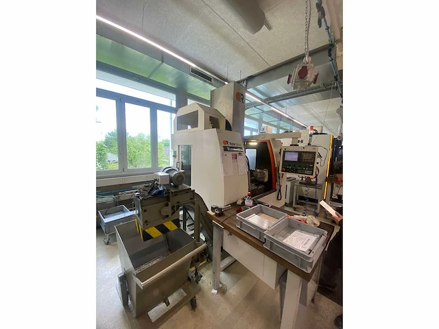 Victor vcenter 70 vmc with 4e axis - afbeelding 8 van  9