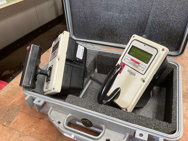 Victoreen 450p radiation survey meter set - afbeelding 2 van  6