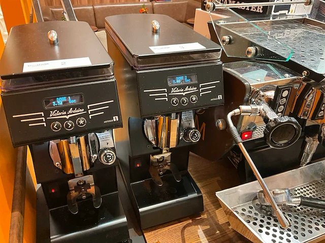 Victoria arduino mythos one koffiemolen - afbeelding 1 van  5