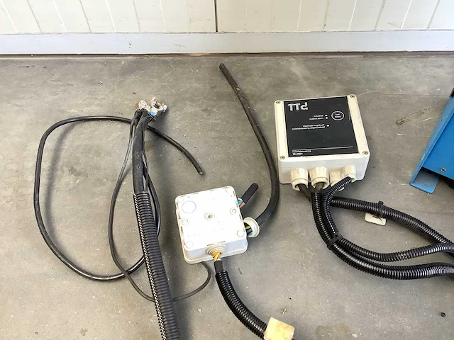 Victron energy phoenix omvormer - afbeelding 6 van  8
