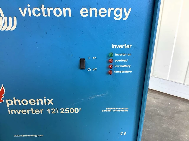 Victron energy phoenix omvormer - afbeelding 8 van  8