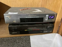 Video cassette recorder (2x) - afbeelding 1 van  1