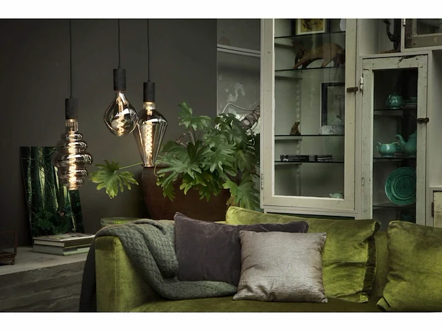 Vienna xxl led lamp e27 titanium 6w warm wit licht dimbaar - afbeelding 3 van  5