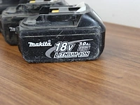 Vier accu's makita 18v 3amp. - afbeelding 1 van  2