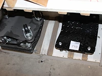Vier automovers 39 x 31 cm. - afbeelding 2 van  3