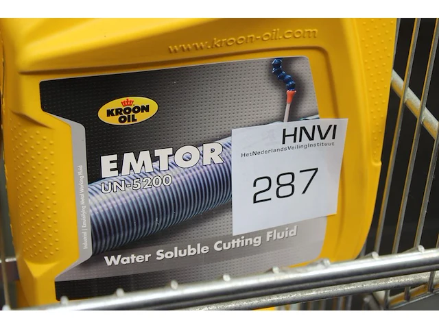 Vier cans emulserende olie kroon oil emtor un-5200 a 50. excl. draadmand - afbeelding 2 van  2