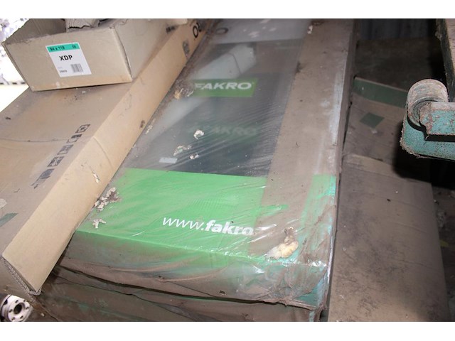 Vier dakramen fakro ca. 80 x 120 cm. - afbeelding 3 van  3