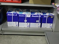 Vier dozen a4 printpapier. 5 pakken a 500 stuks per doos - afbeelding 1 van  2