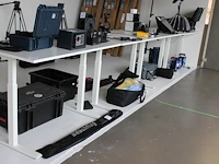 Vier elektrische zit/sta bureaus ikea. afmeting 140 x 80 cm. - afbeelding 1 van  3