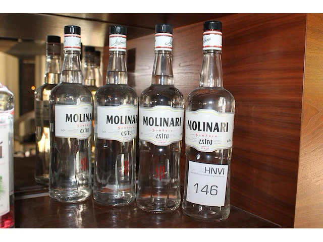 Vier flessen sambuca molinari. - afbeelding 1 van  2