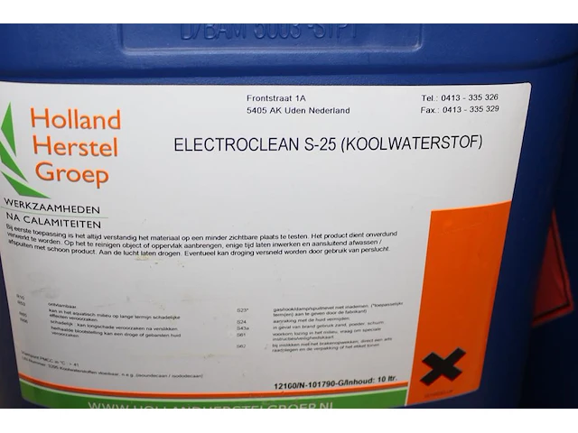 Vier grote deels aangebroken cans elektroclean s-25 koolwaterstof. - afbeelding 2 van  2