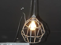 Vier hanglampen eglo e27 in twee uitvoeringen met doorsnedes 15 en 20 cm. let op! - afbeelding 3 van  3