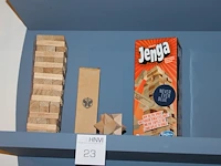 Vier houten blokkenspellen waar onder jenga. - afbeelding 1 van  1