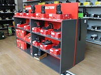 Vier houten showstellingen. afmeting 121 x 52 x 125 cm. afhalen vanaf 12.00 uur - afbeelding 2 van  2