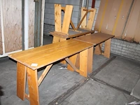 Vier houten tafels. afmeting 160 x 58 x 75 cm. - afbeelding 1 van  1