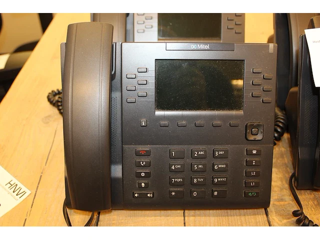 Vier ip telefoons mitel 6869i - afbeelding 2 van  2