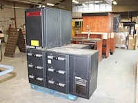 Vier onderkoelingen gamko waaronder ladekoeling, fustenkoeling en twee flessenkoelingen op pallet. - afbeelding 1 van  4