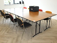 Vier opklapbare tafel met 8 buisstalen stoelen. afmeting tafels 160 x 80 x 73cm. - afbeelding 2 van  3