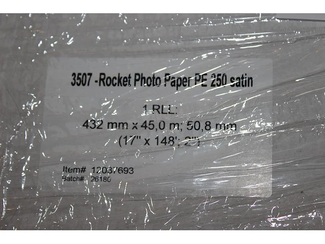 Vier rollen fotopapier rocket pe250 satin 432 mm x 45 m; 50,8 mm. - afbeelding 2 van  2