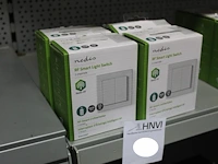 Vier smart light switches nedis type rfws20wt, afstand 30 m, kracht 12 v - afbeelding 1 van  2