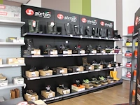 Vierdelige winkel wandstelling met afmeting 400 x 60 x 270 cm. afhalen vanaf 12.00 uur - afbeelding 1 van  2