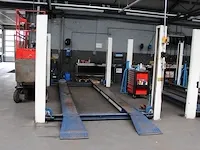 Vierkoloms hefbrug stertil koni type alh maximale draaglast 3500 kg. afm. 500 x 290 cm. bouwjaar onbekend. - afbeelding 1 van  3
