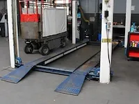 Vierkoloms hefbrug stertil koni type alh maximale draaglast 3500 kg. afm. 500 x 290 cm. bouwjaar onbekend. - afbeelding 2 van  3