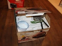 Drie salontafels met doorsnedes 75, 60 en 48 cm. - afbeelding 2 van  2
