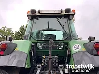 Vierwielaangedreven landbouwtractor - afbeelding 14 van  27