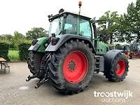 Vierwielaangedreven landbouwtractor - afbeelding 21 van  27