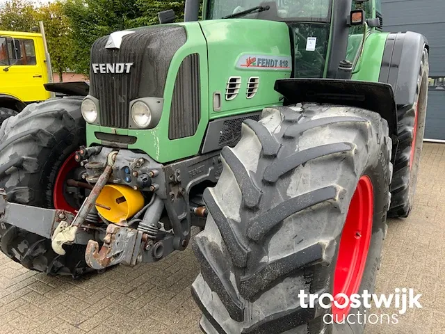 Vierwielaangedreven landbouwtractor - afbeelding 27 van  27