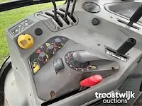Vierwielaangedreven landbouwtractor - afbeelding 14 van  23