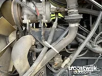 Vierwielaangedreven landbouwtractor - afbeelding 4 van  24