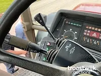 Vierwielaangedreven landbouwtractor - afbeelding 7 van  24