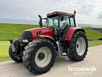 Vierwielaangedreven landbouwtractor