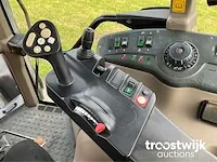 Vierwielaangedreven landbouwtractor - afbeelding 10 van  24
