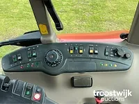Vierwielaangedreven landbouwtractor - afbeelding 11 van  24