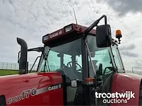 Vierwielaangedreven landbouwtractor - afbeelding 22 van  24