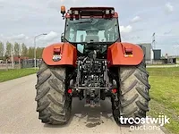 Vierwielaangedreven landbouwtractor - afbeelding 23 van  24