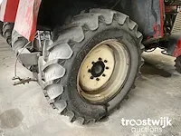 Vierwielaangedreven landbouwtractor - afbeelding 6 van  17