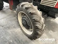 Vierwielaangedreven landbouwtractor - afbeelding 7 van  17