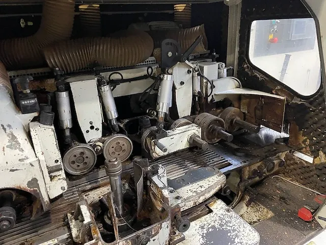 Vierzijdige profileer- en schaafmachine - afbeelding 2 van  49