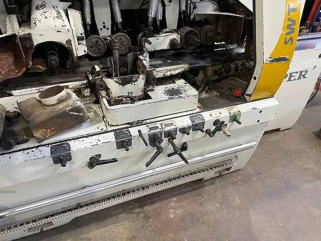 Vierzijdige profileer- en schaafmachine - afbeelding 5 van  49