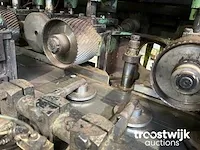 Vierzijdige profileer- en schaafmachine - afbeelding 26 van  29