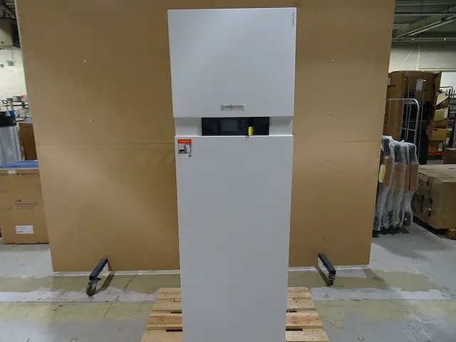 Viessmann - vitocal 222 - warmtepomp binnennunit - afbeelding 1 van  9