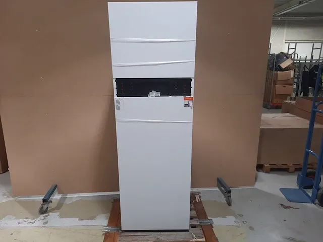 Viessmann - vitocal 252-a - warmtepomp binnennunit - afbeelding 1 van  7